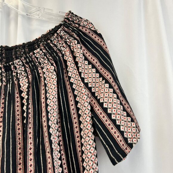 Ann Taylor Loft Short Sleeve Off Shoulder Black/Multi Print Top Size Medium - Picture 4 of 9